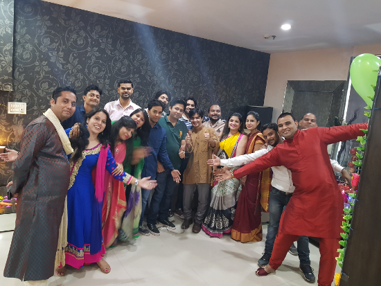 8th Anniversary Celebration - Everybody in Dancing mode